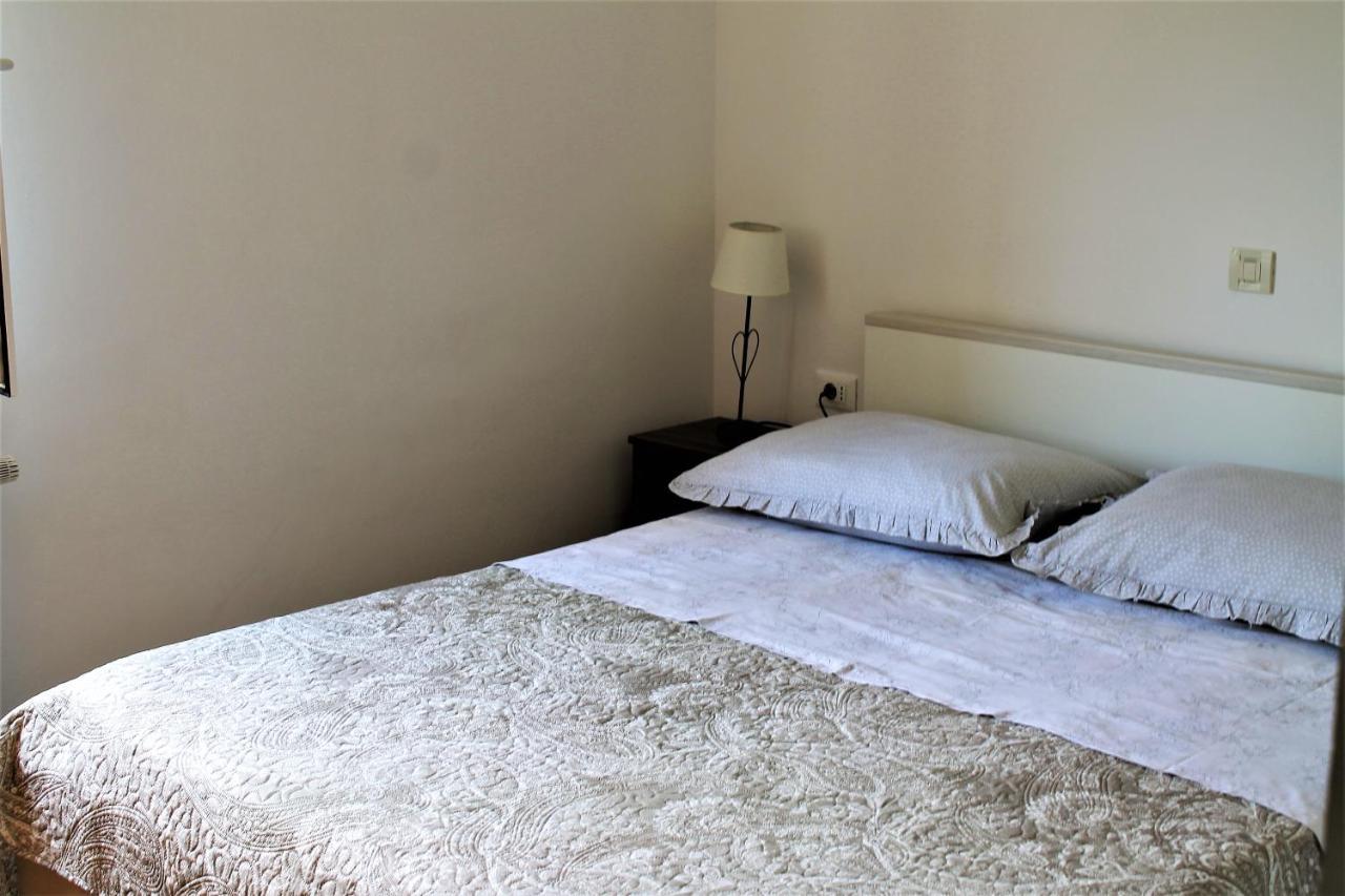 Apartmani Klaudija Valun Esterno foto